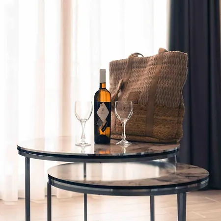 La Cruz Luxury *